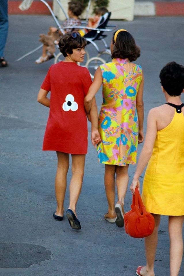 Summer In Saint-Tropez, 1967. Photography by Philippe Le Tellier.