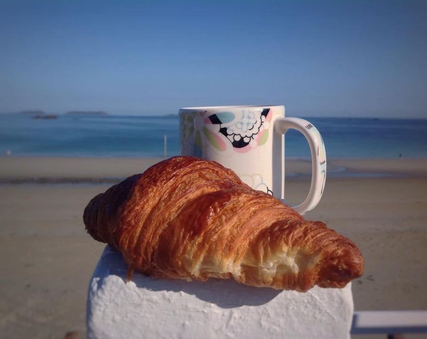 Memories (pre Covid lockdown) Breakfast, Plage de Trestrignal Perros Guirec.
