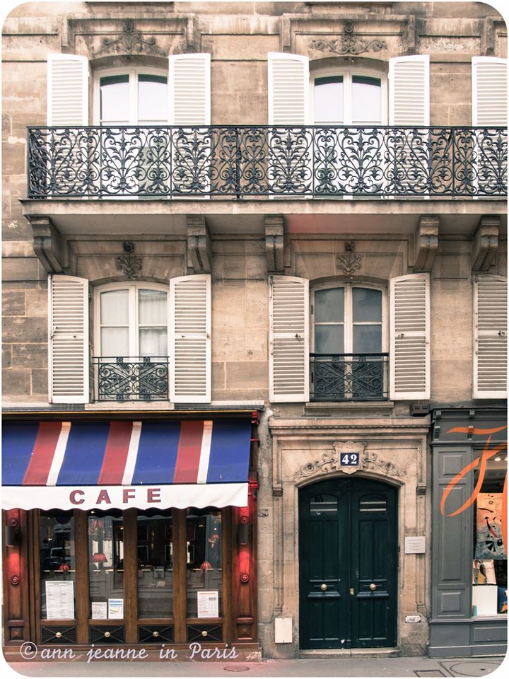 La Parisienne # 42 - courtesy of Anna Jeanne in Paris.