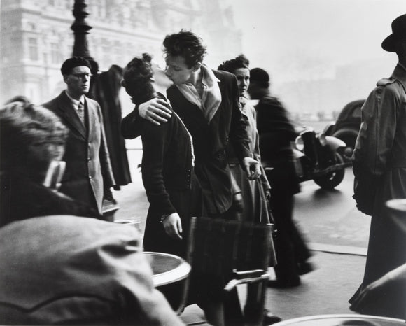Robert Doisneau Le Basier du Trottoir (Hotel de Ville) 1950