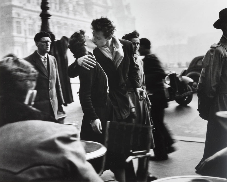Robert Doisneau Le Basier du Trottoir (Hotel de Ville) 1950